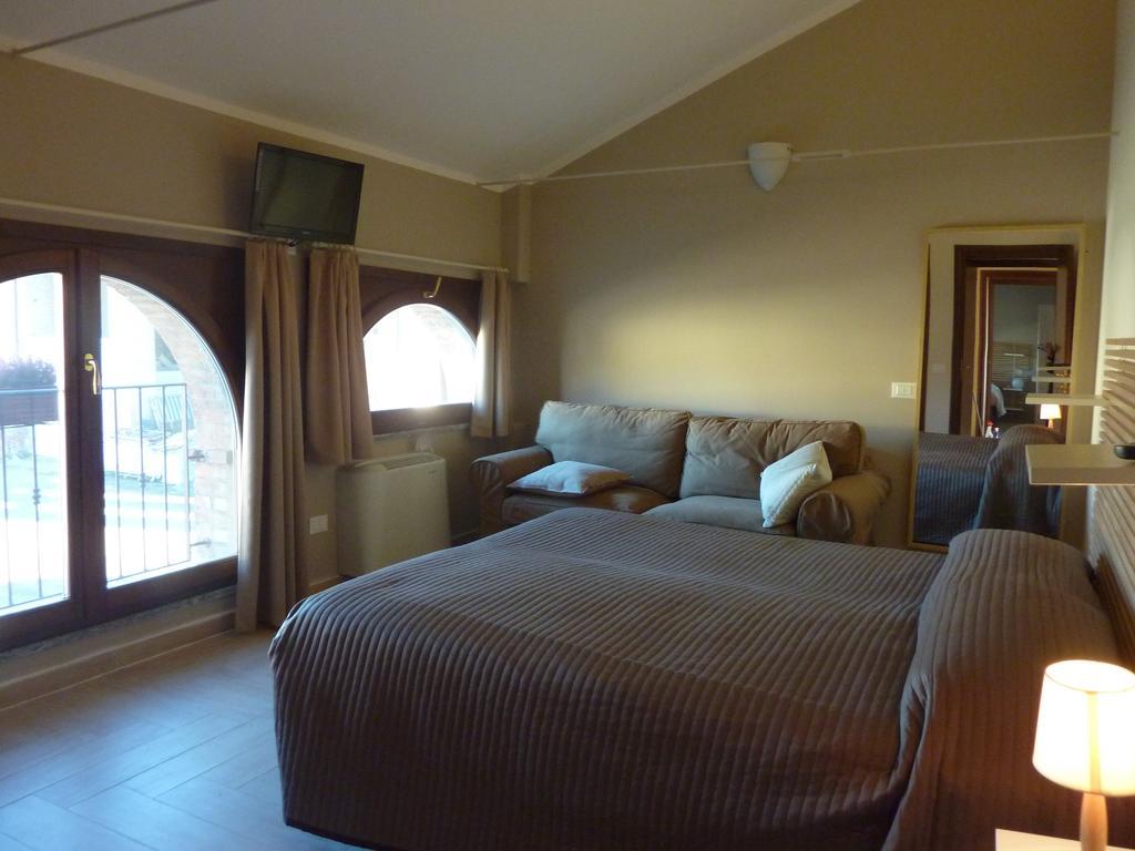 Agriturismo Boschi Celati Roncaglia エクステリア 写真